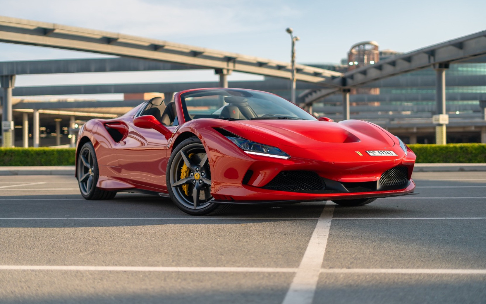 Tips to rent out a Ferrari in Dubai